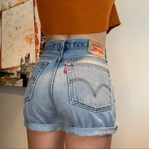 Vintage Blue Denim Levi’s Jeans Short